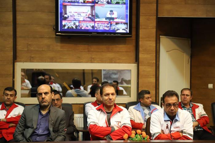 بازدید نوروزی استاندار فارس از جمعیت هلال احمر | قابی دیگر