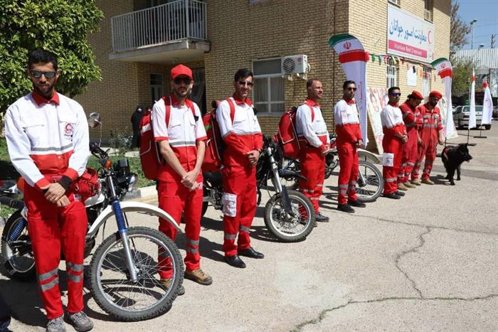بازدید نوروزی استاندار فارس از جمعیت هلال احمر | قابی دیگر