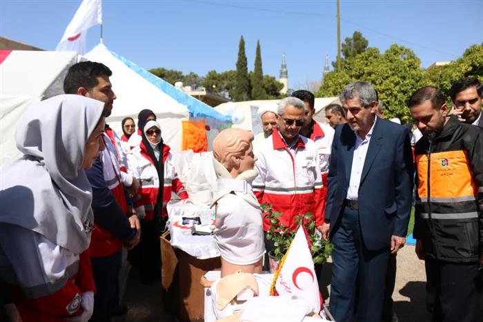 بازدید نوروزی استاندار فارس از جمعیت هلال احمر