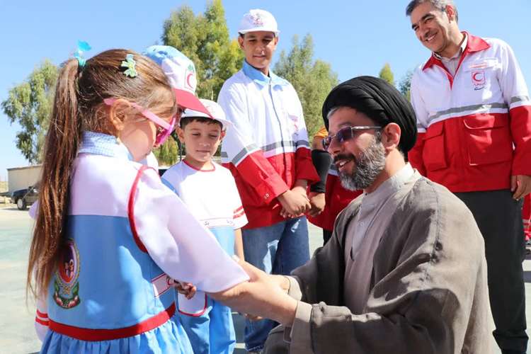 افتتاح پایگاه امداد و نجات بین‌شهری جاده‌ای سروستان هم‌زمان با هفته هلال‌احمر با حضور رئیس سازمان جوانان هلال‌احمر