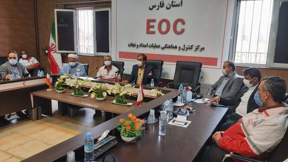 جلسه دبیرکل جمعیت هلال احمر با کارکنان و اعضای شورای اداری هلال احمر فارس