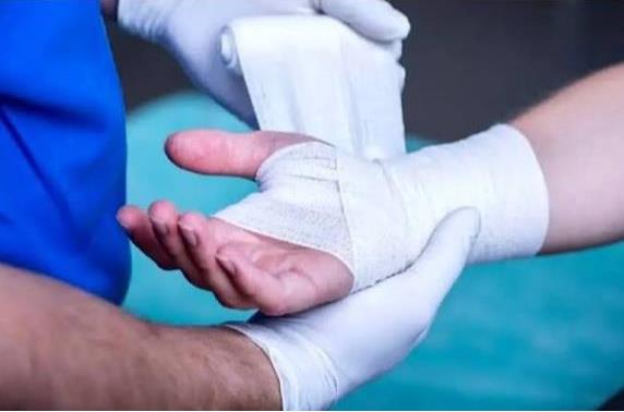 اطلاعیه آموزشی شماره ۹۹ : پانسمان زخم با حداقل وسایل