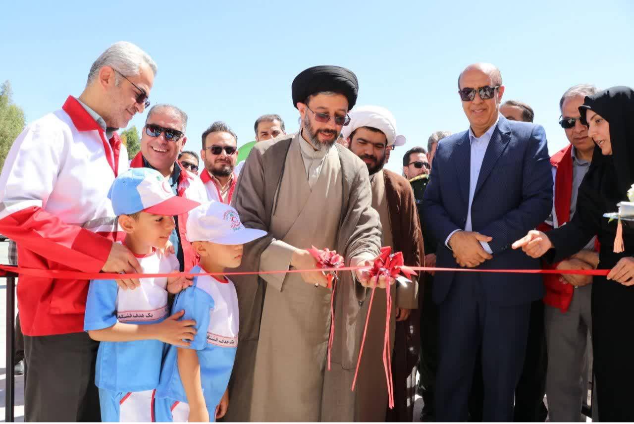 پایگاه امداد‌و‌نجات بین‌شهری جاده‌ای سروستان همزمان با هفته هلال‌احمر افتتاح شد