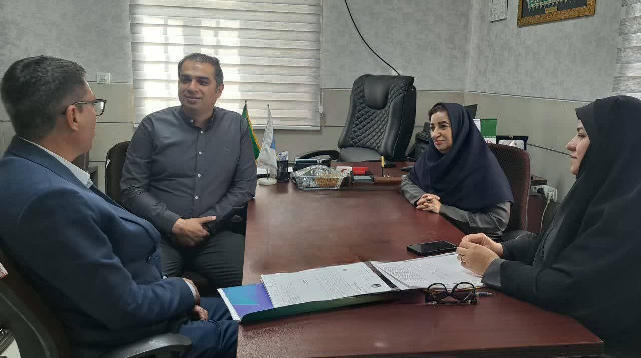 برگزاری جلسه مشترک جمعیت هلالاحمر و کمیته امداد امام خمینی(ره) فارس در راستای اجرای طرح ملی یاس